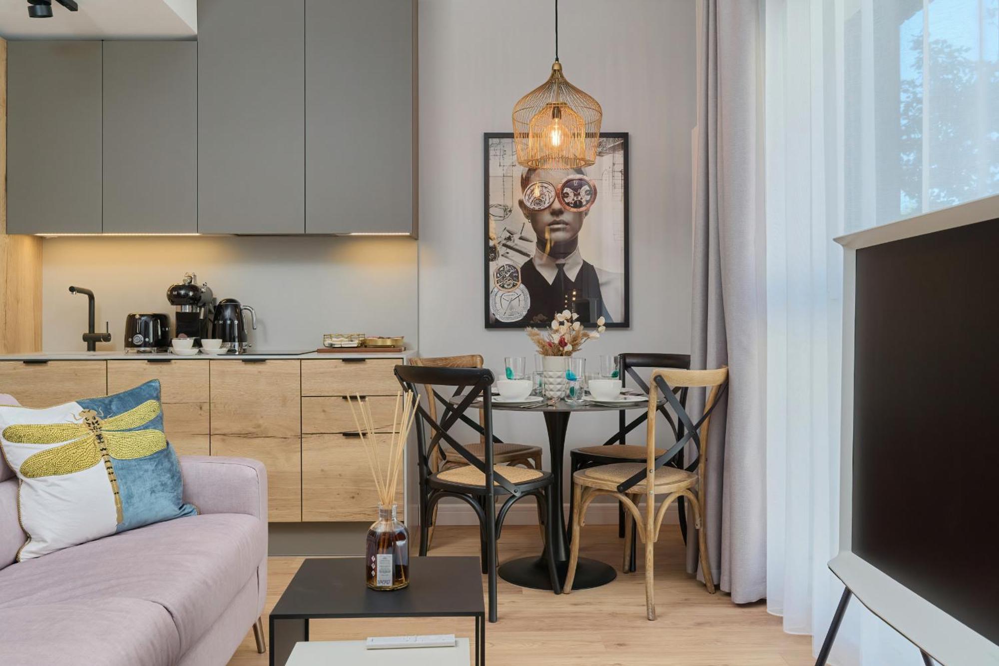 Apartment Lux Plac Wolnosci 6 In Old Town By Renters Prestige